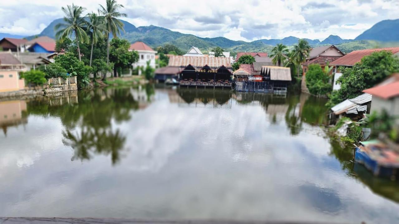 Alana Luang Prabang Hotel Exterior photo